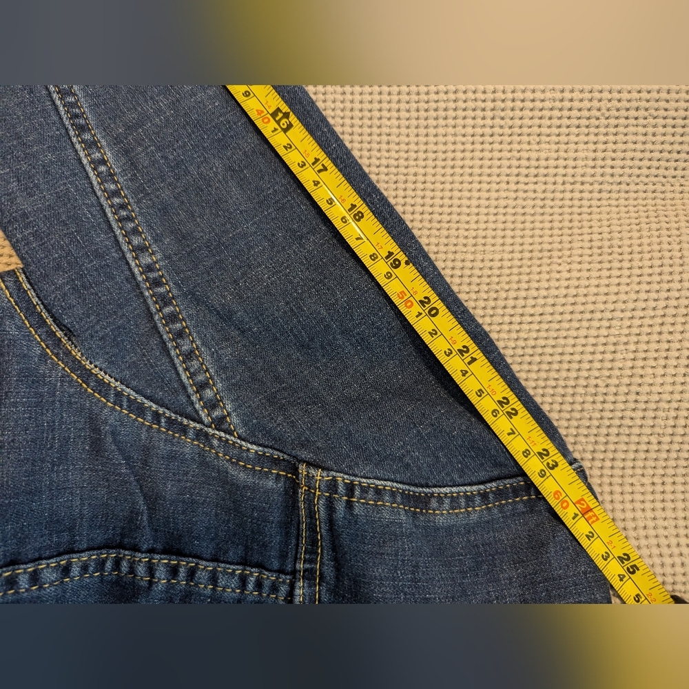 Calvin Klein cropped denim jacket - Picture 10 of 10